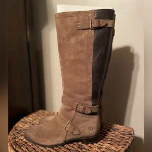 UGG Women’s tall boots, sz 10. Light suede brown with darker brown leather back.